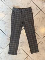 Schöne Stoffhose mit Karomuster Grau • Damen Größe L / 40 Hessen - Hattersheim am Main Vorschau