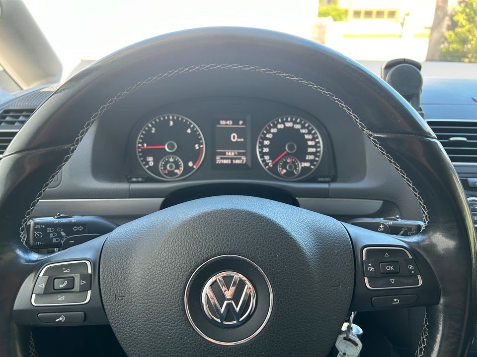 VW Touran 2,0 TDI DSG in Pfronten