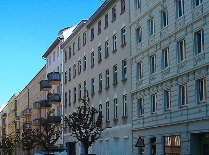 Wohn-/Geschäftshaus in top Lage - Berlin-Friedrichshain in Berlin