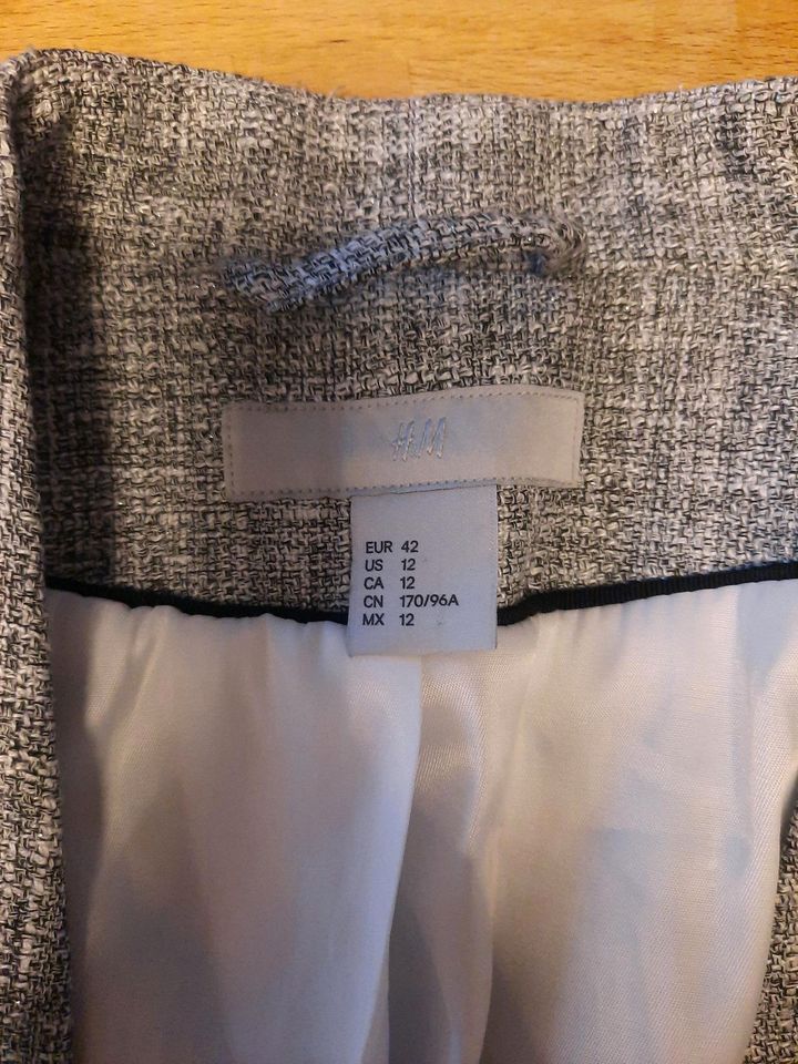 Blazer ungetragen Silber Glitzer H&M Gr 40 42 in Böblingen