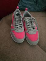 Puma Schuhe Sport Schuhe Nordrhein-Westfalen - Bedburg Vorschau