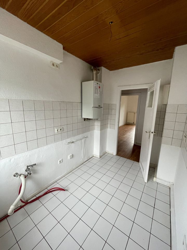 Schöne 2 Zimmer Wohnung mit Balkon in Zentrumslage von Remscheid in Remscheid
