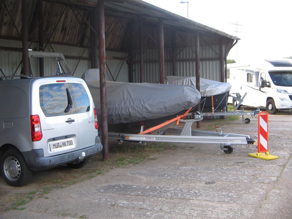 Carport Stellplatz für Caravan Boot Trailer Auto in Waren-Ost in Waren (Müritz)