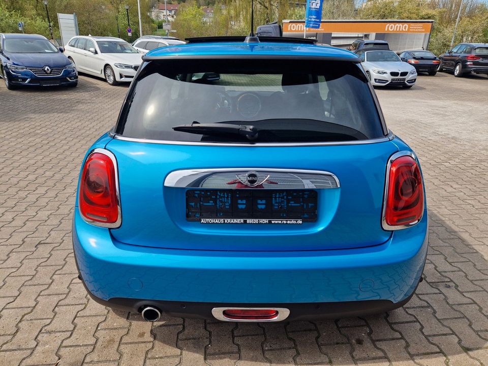 MINI One D Yours/PanoDach/Navi/Hifi/LED/SHZ/Head-Up.. in Heidenheim an der Brenz