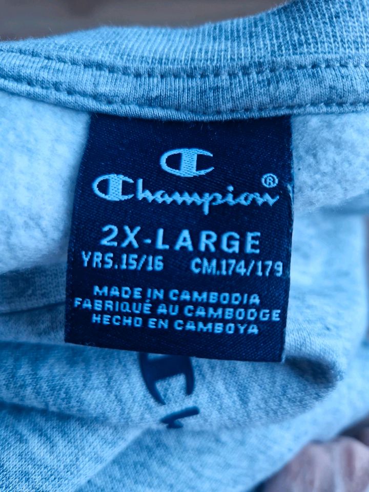 Champion Sweatshirt in Herford