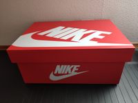 *NEU* Meister Qualität große Nike Schuhbox Jordan Dunk NP1300€ Nordrhein-Westfalen - Lübbecke  Vorschau