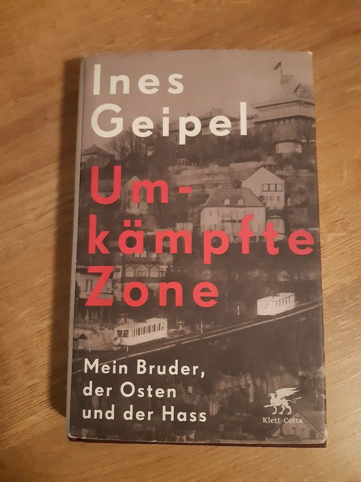 Ines Geipel : Umkämpfte Zone in Hamburg