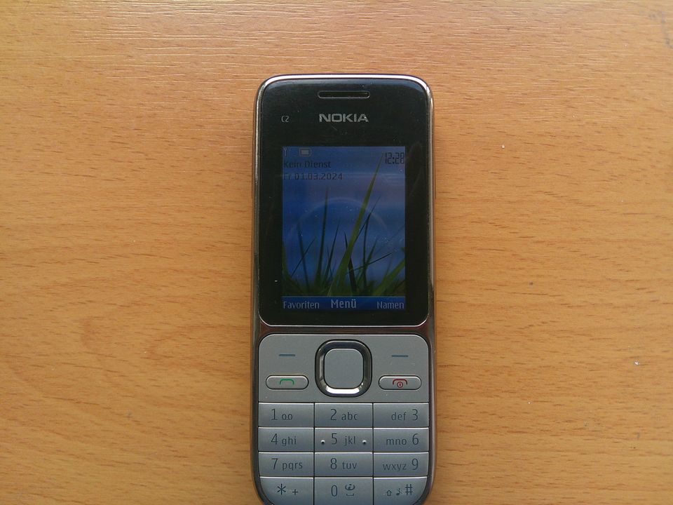 Handy Nokia RM-721 ( Model C2-01 ) in Esens