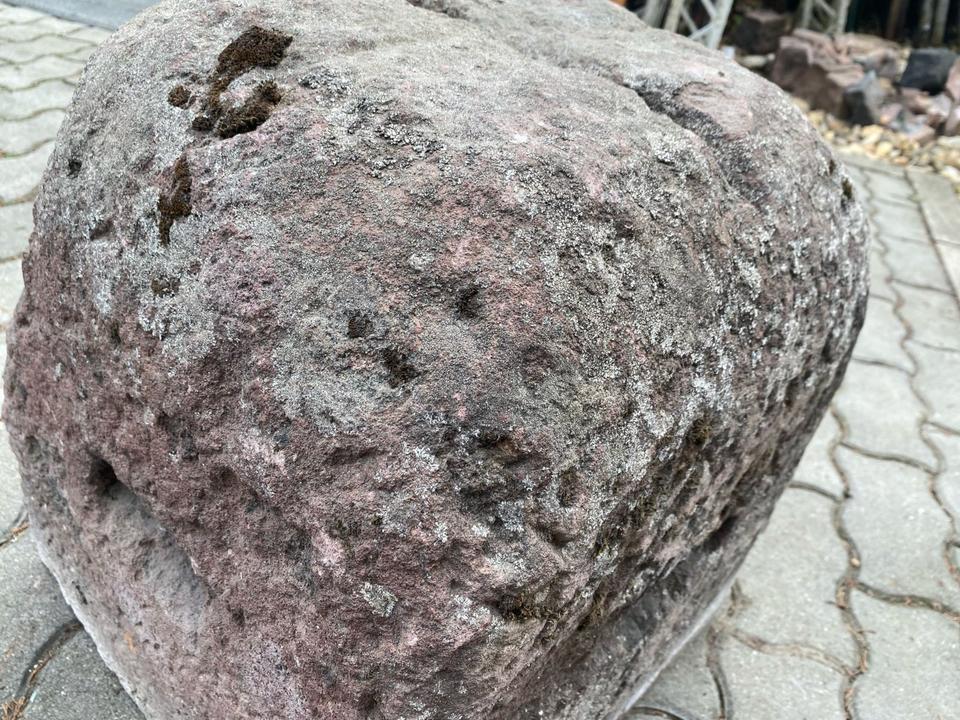 Barock Weinkeller Entlüftung aus Naturstein ca. 300 Jahre alt in Neuenkirchen