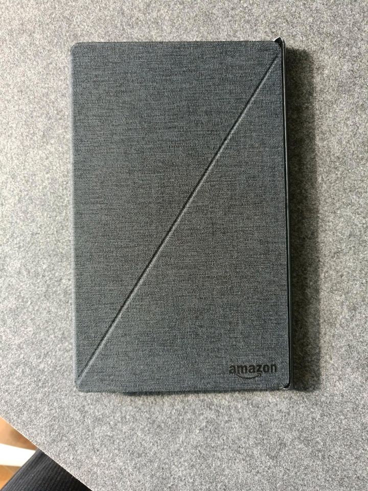 Tablet Amazon Fire HD 10 7. Generation rot in Nürnberg (Mittelfr)