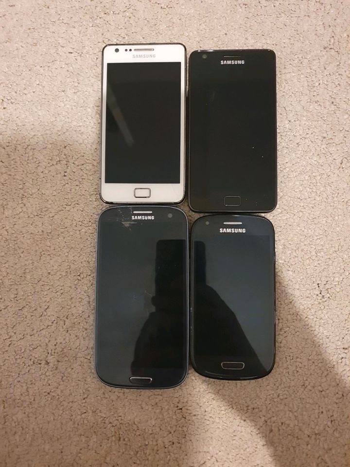 Samsung galaxy s 2 und s 3 in Bad Belzig
