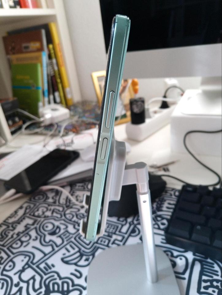 Smartphone Oukitel, Displayschaden, Funktionsfähig. in Wilhelmshaven