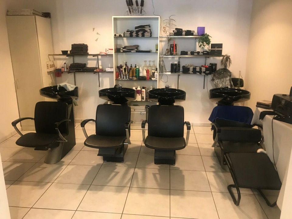 Cararra Friseur Salon-Empfangstheke Trockenhauben-Waschplätze- in Saarbrücken