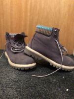 Kinder Stiefel Kinderschuhe Timberland grau lila Gr. 28 Nordrhein-Westfalen - Recklinghausen Vorschau