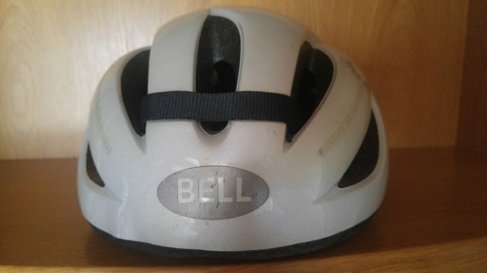 Fahrradhelm der Marke "Bell" Image Three in Herxheim bei Landau/Pfalz