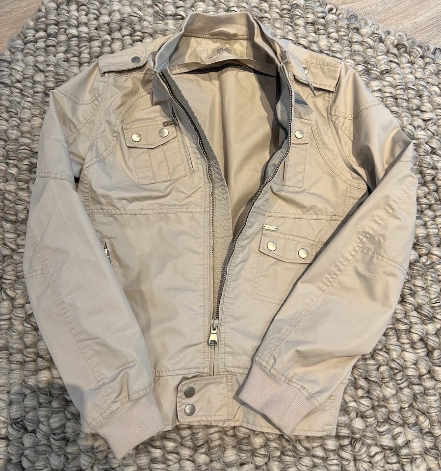 ZARA MAN Sport Classic Jacke Größe M Übergangsjacke in Rellingen