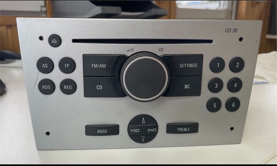 Radioanlage BLAUPUNKT CD30 in Buxtehude