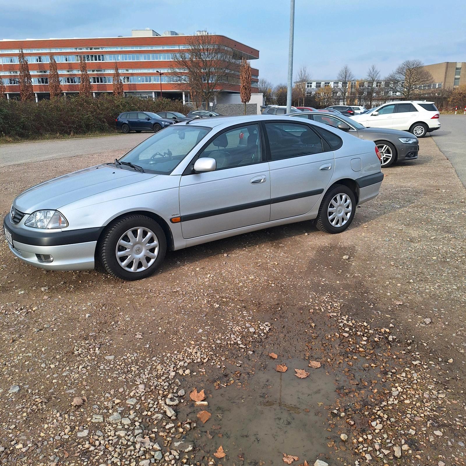 Abbildung des Autos Toyota, Avensis