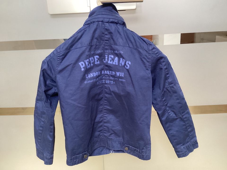 PEPE Jeans - leichte Jacke / Jungs Größe 8 in Beilngries