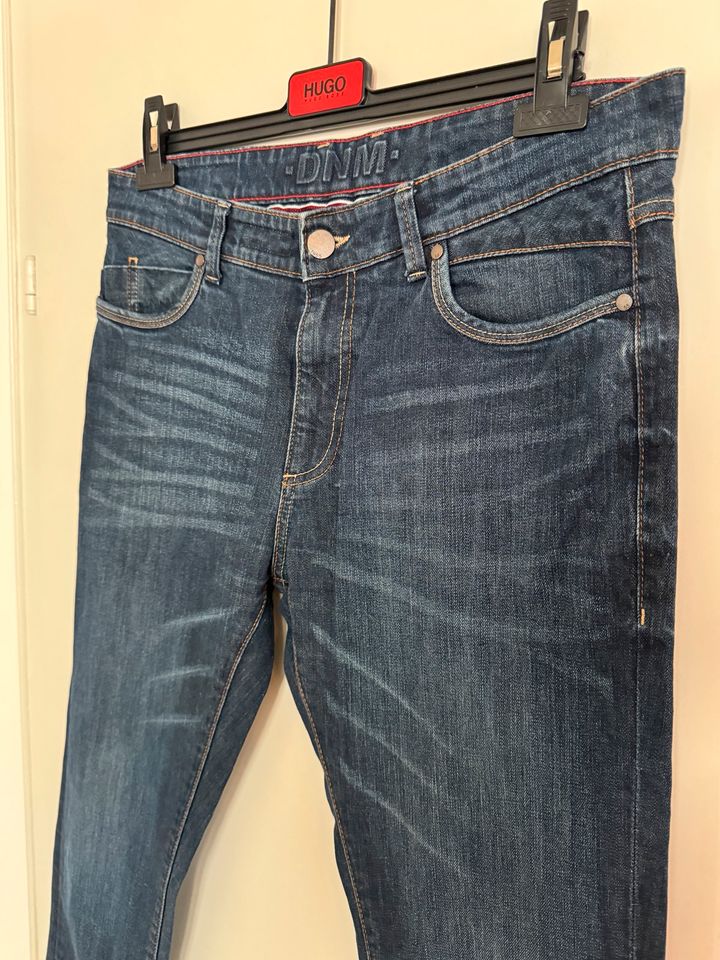 Herren DNM Jeans, Modell Andy, blau, W 34 L 32 in Marktoberdorf