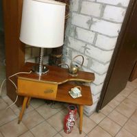 50er60er70er Tischleute/Lampe Vintage und Schränkchen Nordrhein-Westfalen - Krefeld Vorschau