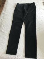 Only Damen Jeans schwarz Größe L/ 32 Düsseldorf - Pempelfort Vorschau