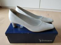 Weiße Pumps / Hochzeitsschuhe / Brautschuhe Gr. 38 NEU Baden-Württemberg - Waiblingen Vorschau