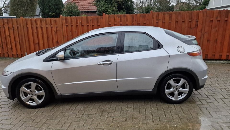 Honda Civic 1.4 Sport in Oldenburg