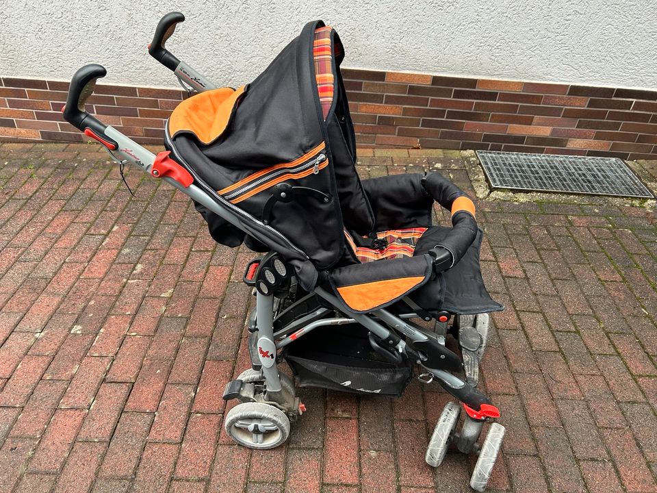 Hartan IX1 Buggy inkl Tragetasche+ 2 Fußsäcken in Schlüchtern