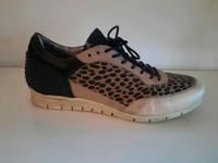 MJUS Sneaker, Gr. 40, neuwertig, beige, schwarz, Animalprint Baden-Württemberg - Weil der Stadt Vorschau