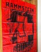 RAMMSTEIN STOFFFAHNE MIT LOGO (ROT/SCHWARZ) 2023 "NEU UND OVP" Saarland - Homburg Vorschau