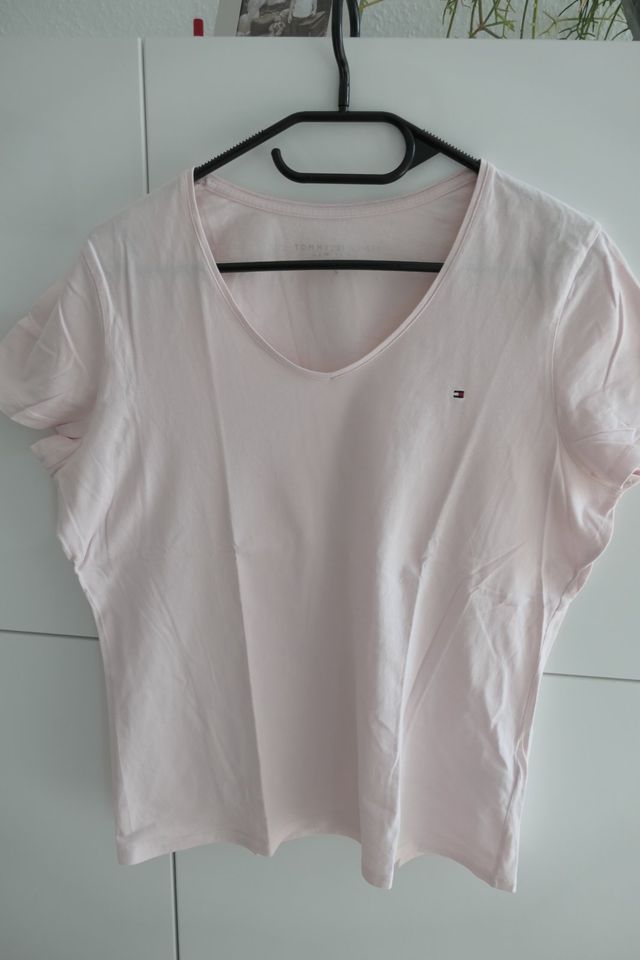 wie NEU * TOMMY HILFIGER T-Shirt Shirt Rosé Gr. L 40 42 in Kaiserslautern