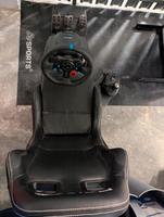 Playseat Evolution incl. Lenkrad, Pedale und Schalthebel Bayern - Weilheim i.OB Vorschau
