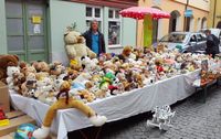 Sammlung von 150 Stofftieren hauptsächlich Teddybären Bayern - Markt Erlbach Vorschau