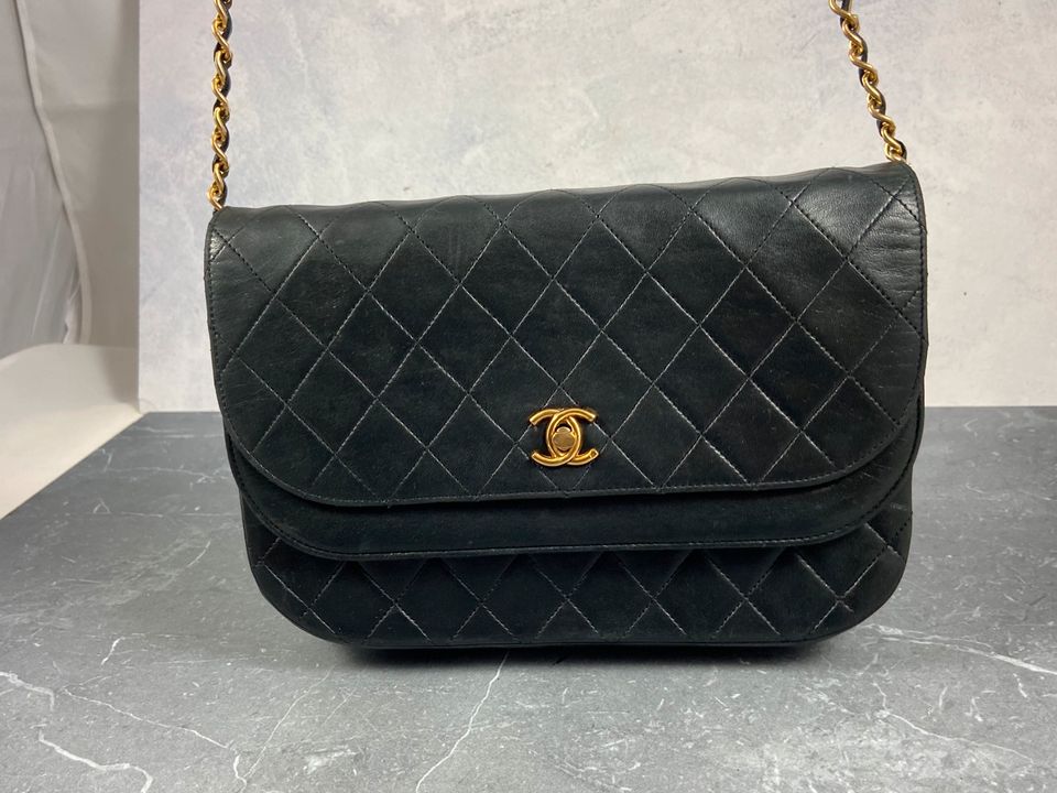 Chanel Double Flap Bag Black Schwarz Boy CC WOC Deauville Cambon in Straubenhardt