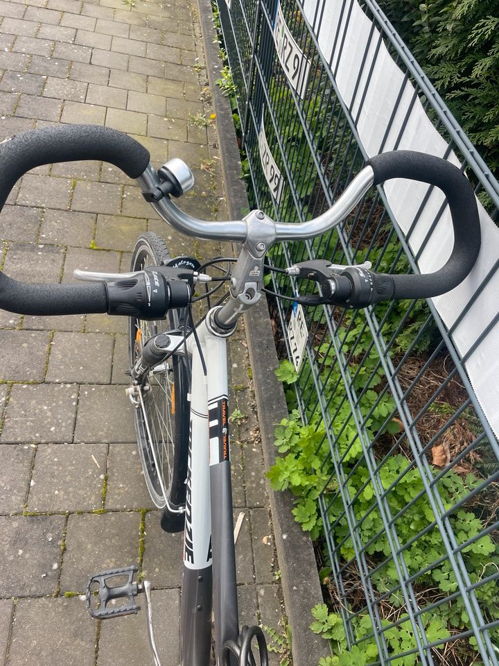 Damen Fahrrad 28 Zoll in Recklinghausen