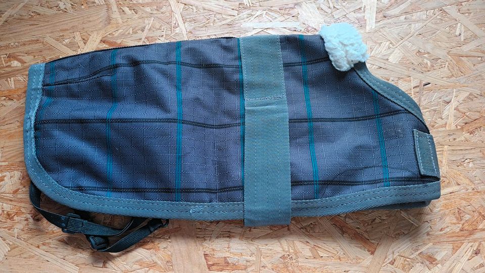 Hundemantel, Hundejacke Wasserdicht 35cm Busse grau in Neunkhausen