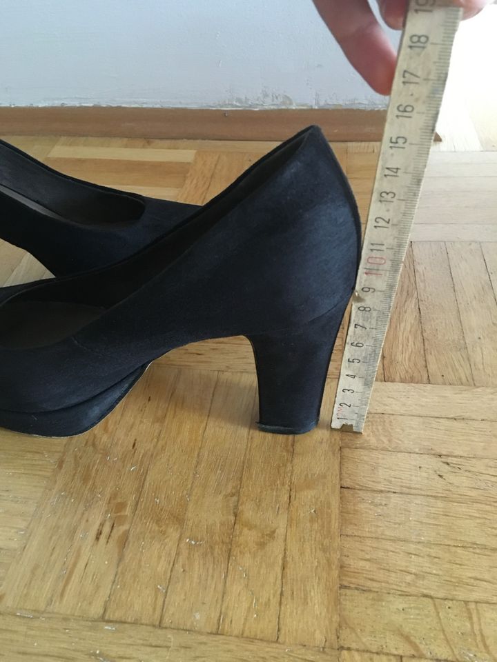 Pumps Tamaris schwarz Gr. 37/38 wie neu in Nürnberg (Mittelfr)