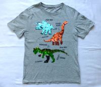 T-Shirt Dinos mit Wendepailletten Größe 140 C&A Nordrhein-Westfalen - Mülheim (Ruhr) Vorschau