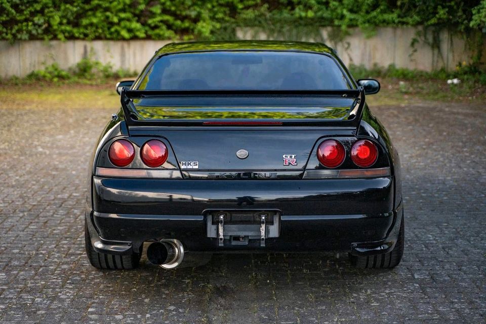 Nissan Skyline R33 GTR in Günzburg