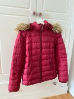 Gr 36 Hilfiger Daunen Jacke Bordeaux Leipzig - Gohlis-Mitte Vorschau