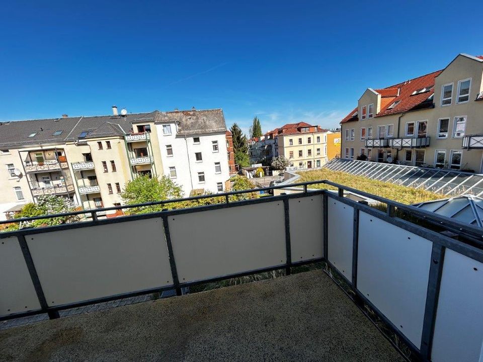 Erstbezug nach Renovierung - 2 Raum Wohnung mit Balkon in Zwickau