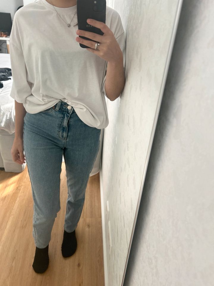 Topshop Jeans 28/32 in Frankfurt am Main