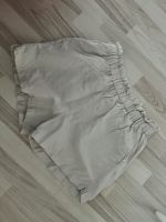 H&M Paperbag Shorts 42 beige neuwertig Niedersachsen - Braunschweig Vorschau