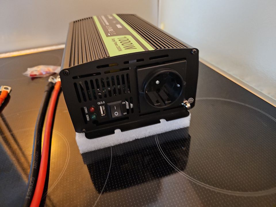 Green Cell Power Inverter 12V / 230V in Coesfeld