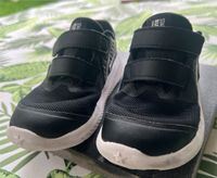 Nike Kindersportschuhe Gr.27 Stuttgart - Botnang Vorschau