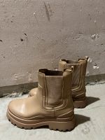 Chelsea Boots Stiefel in Baige 39 Nürnberg (Mittelfr) - Südoststadt Vorschau