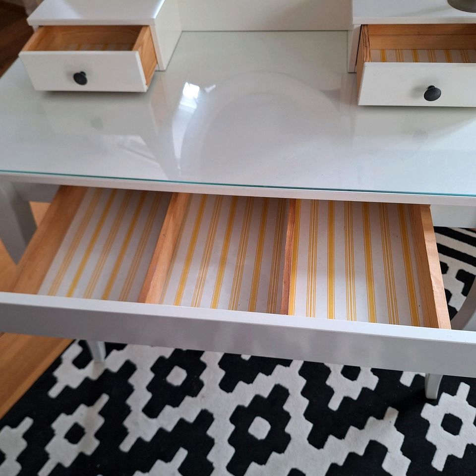 ❤️ IKEA Hemnes Schminktisch Tisch Spiegel weiß in Birkweiler