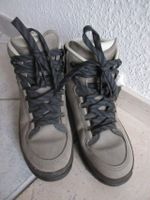 LOWA Wanderschuhe grau Gr. 5 Goretex Hessen - Mörfelden-Walldorf Vorschau