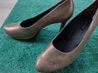 Paul Green High Heels Pumps Gr. 41 wie NEU Schleswig-Holstein - Flensburg Vorschau